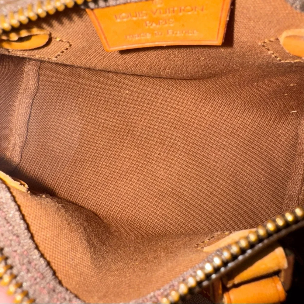 Louis Vuitton Mini Speedy Bag - Picture 13 of 16